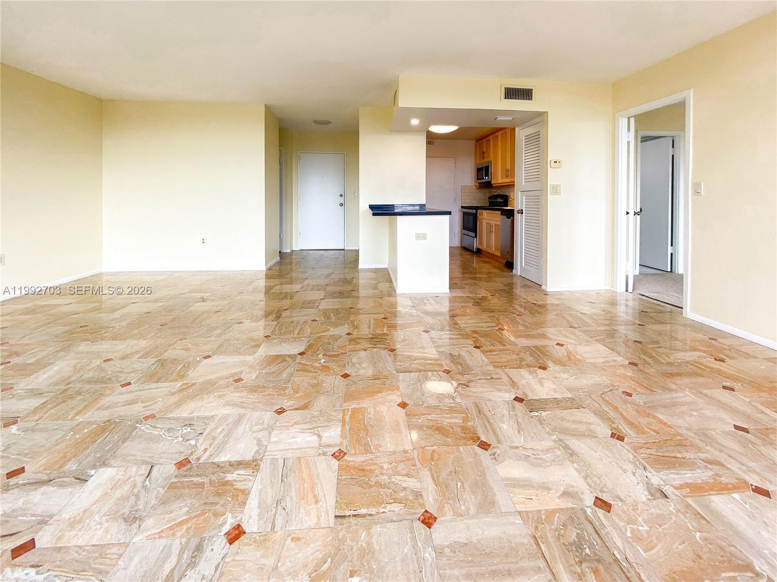 GUILDFORD CONDO - Residential
