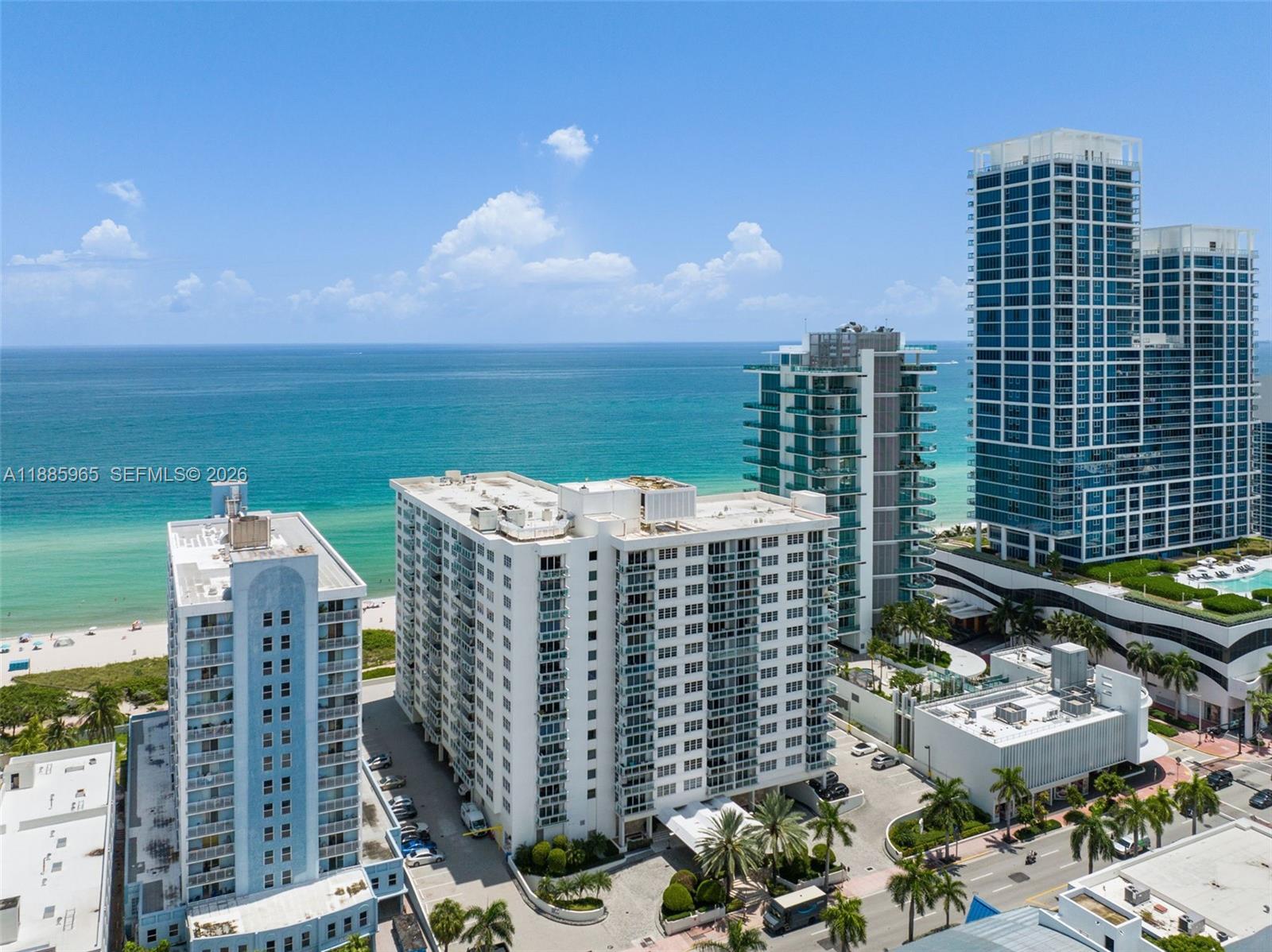 THE COLLINS CONDO - Residential