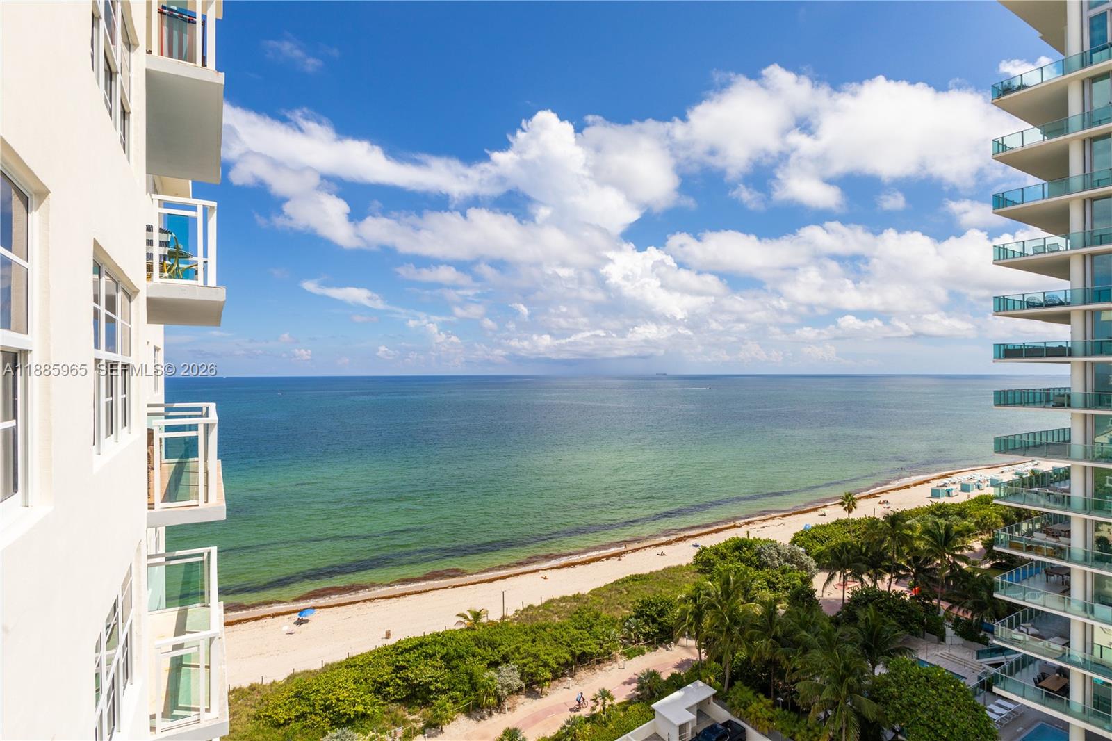THE COLLINS CONDO - Residential