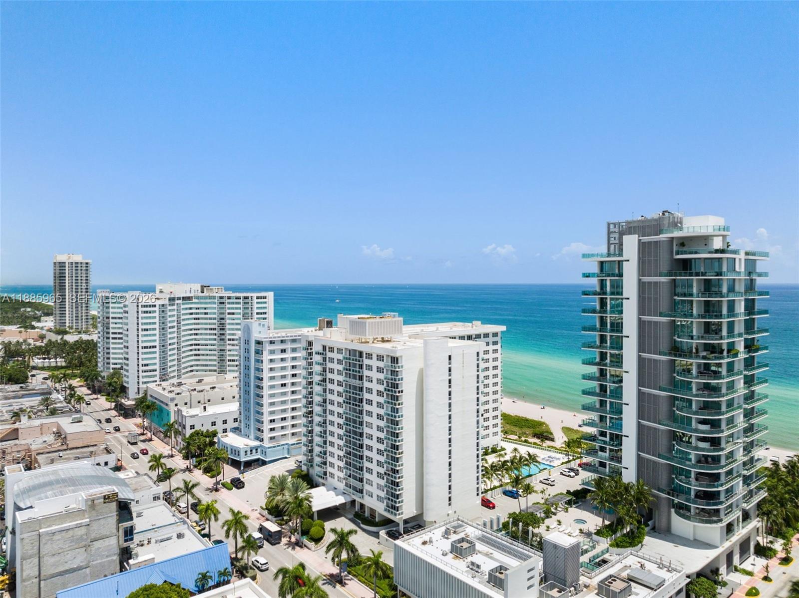 THE COLLINS CONDO - Residential