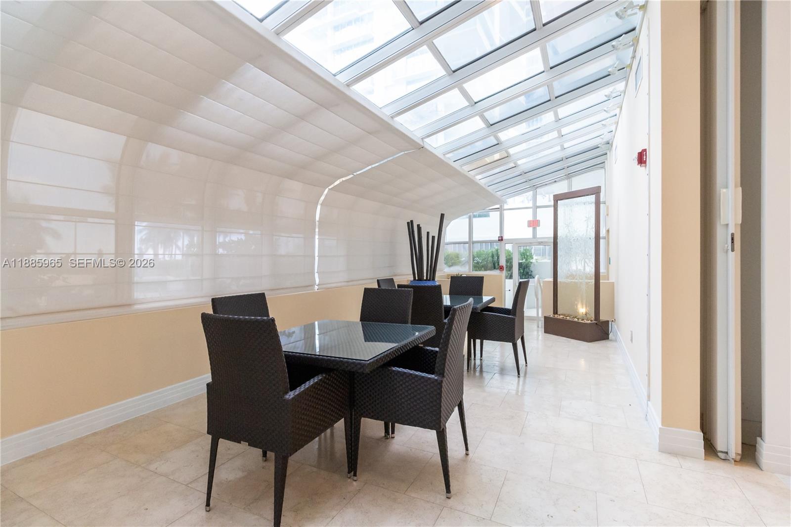 THE COLLINS CONDO - Residential