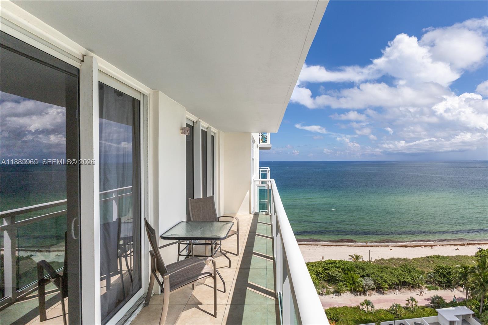 THE COLLINS CONDO - Residential