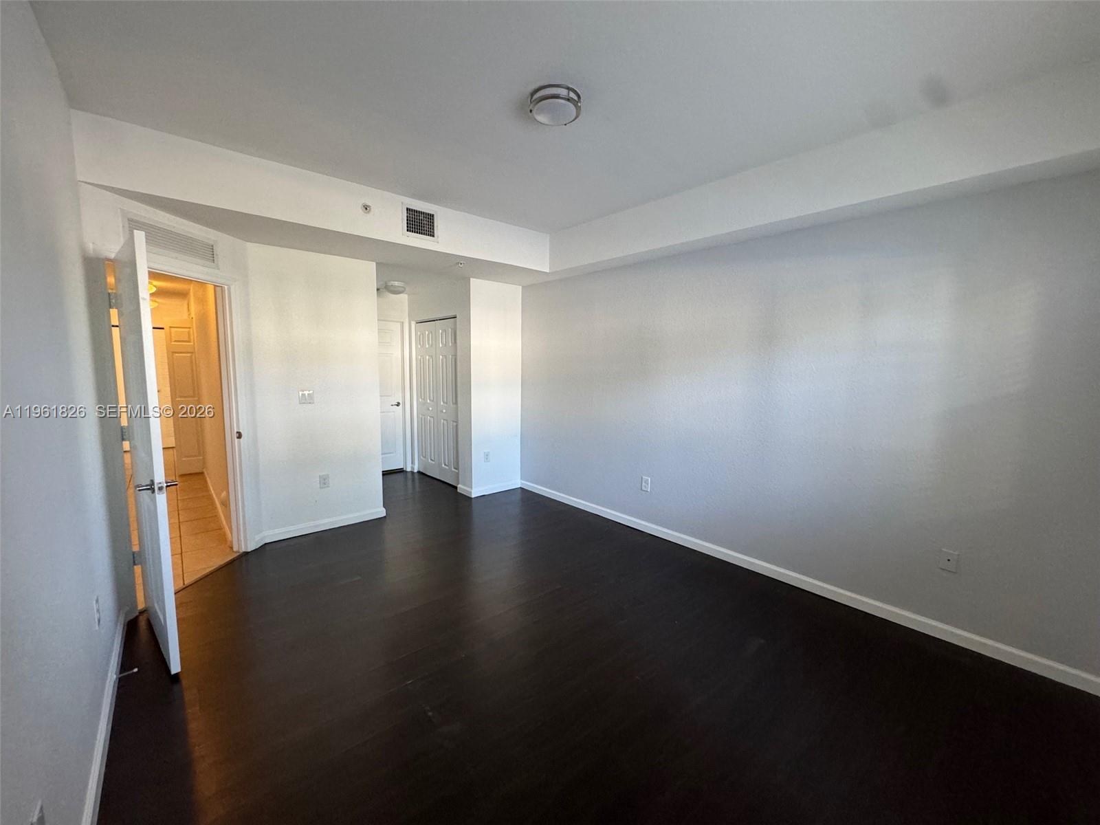 ST MORITZ AT DORAL CONDO - Residential