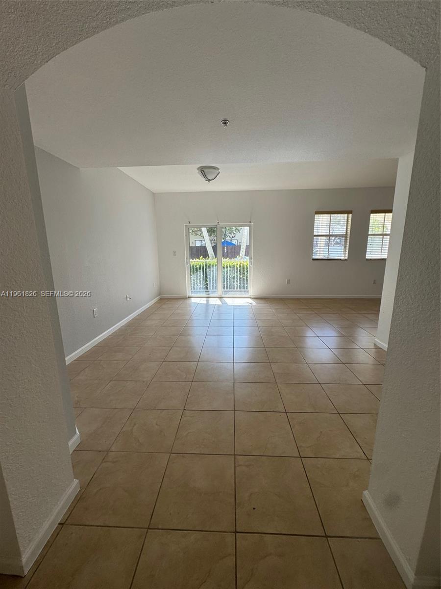 ST MORITZ AT DORAL CONDO - Residential