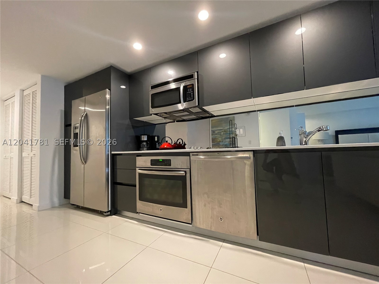 MYBRICKELL CONDO - Residential Lease