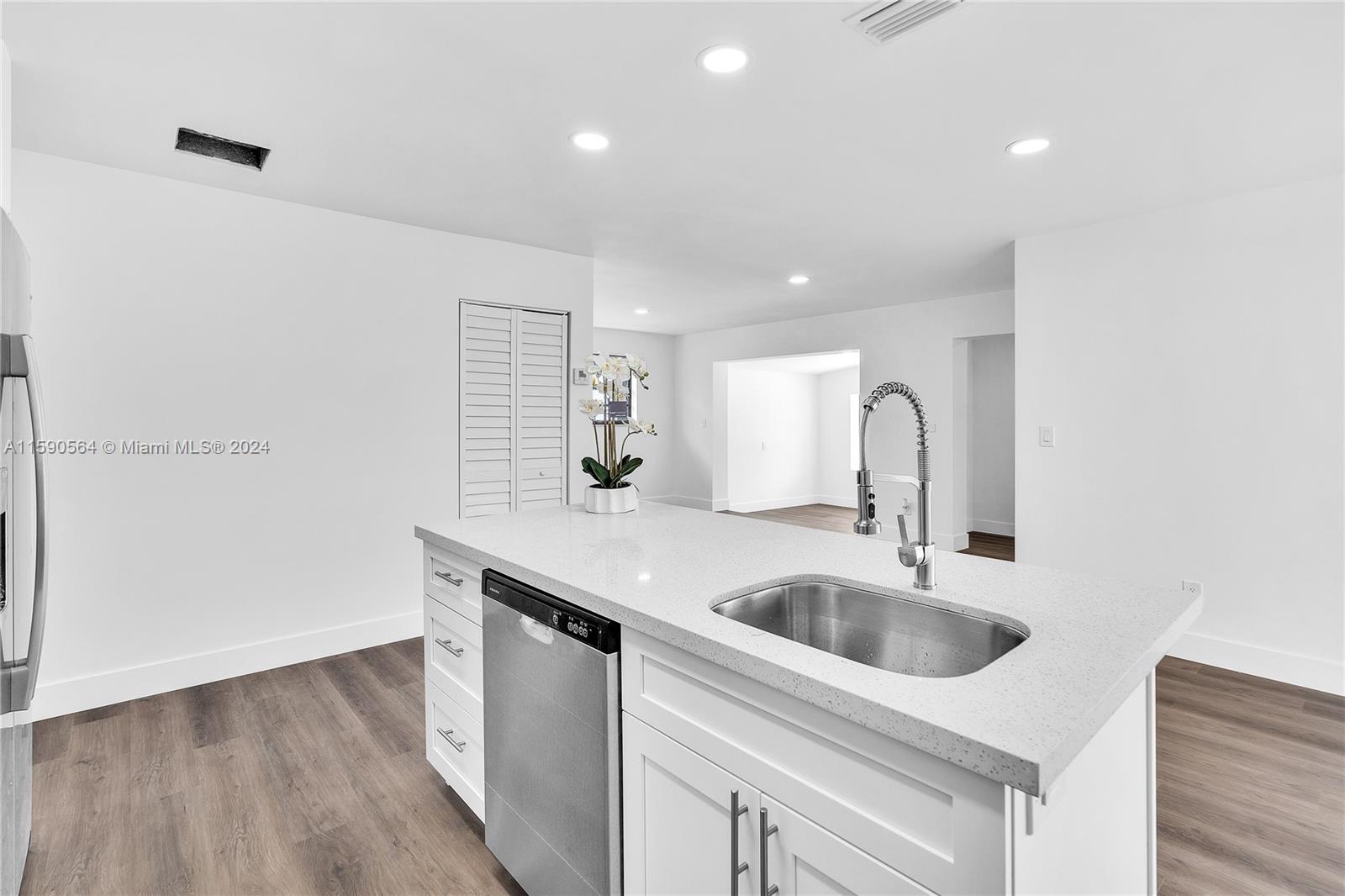 W FLAGLER PK - Residential