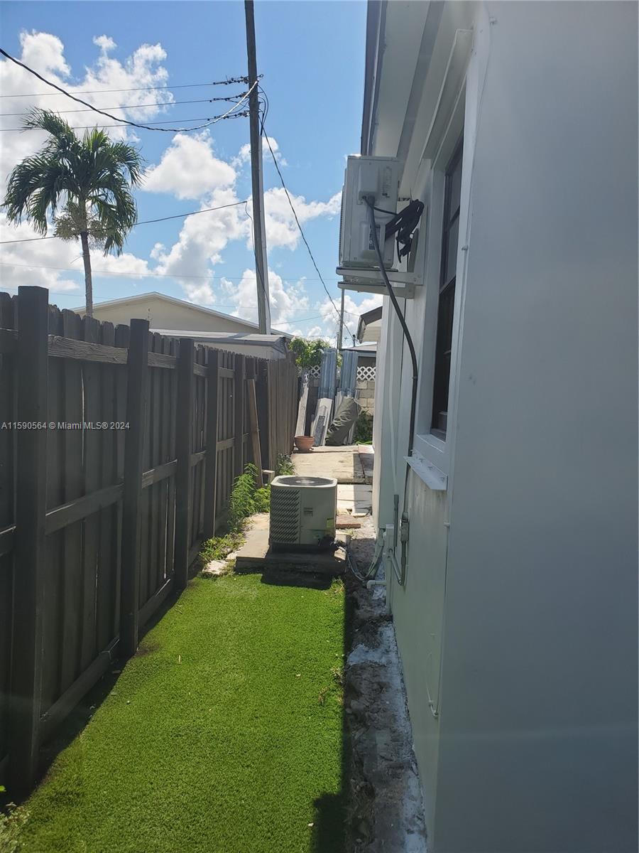 W FLAGLER PK - Residential