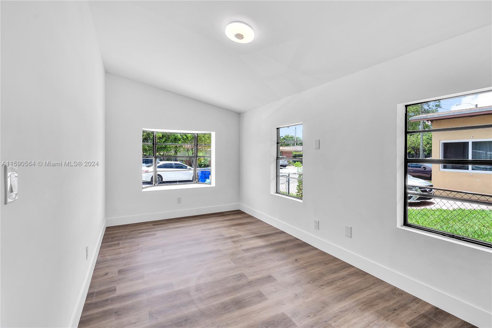 W FLAGLER PK - Residential