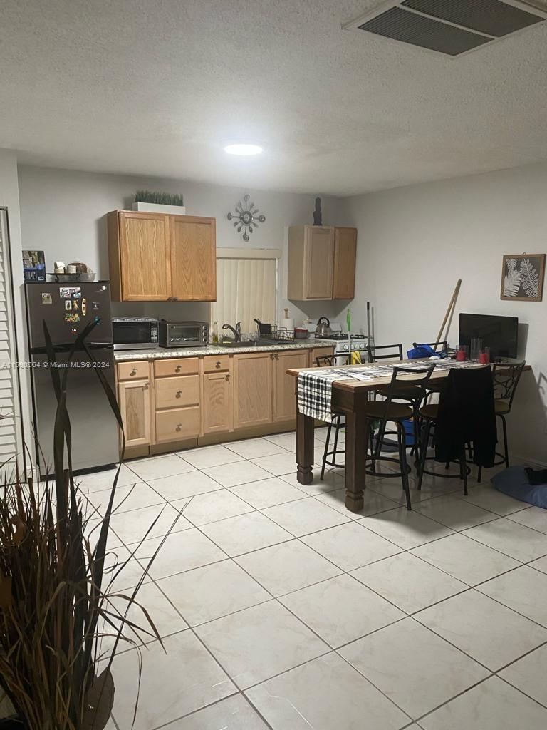 W FLAGLER PK - Residential