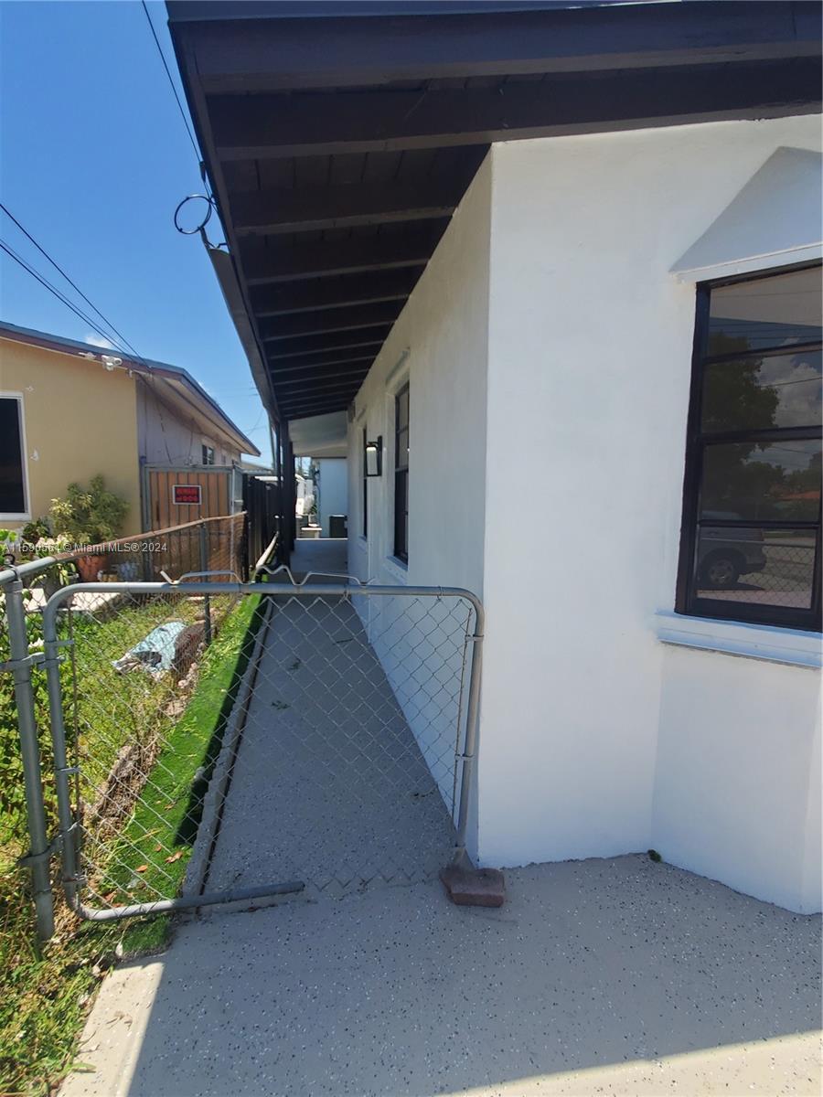 W FLAGLER PK - Residential