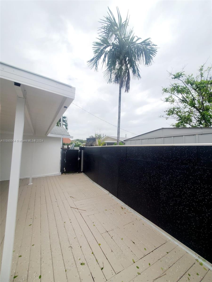 W FLAGLER PK - Residential