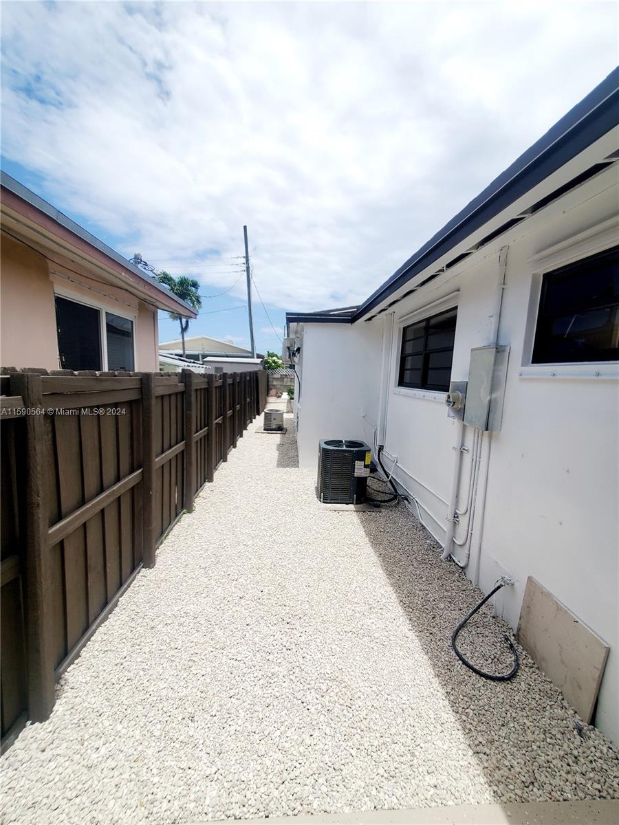 W FLAGLER PK - Residential