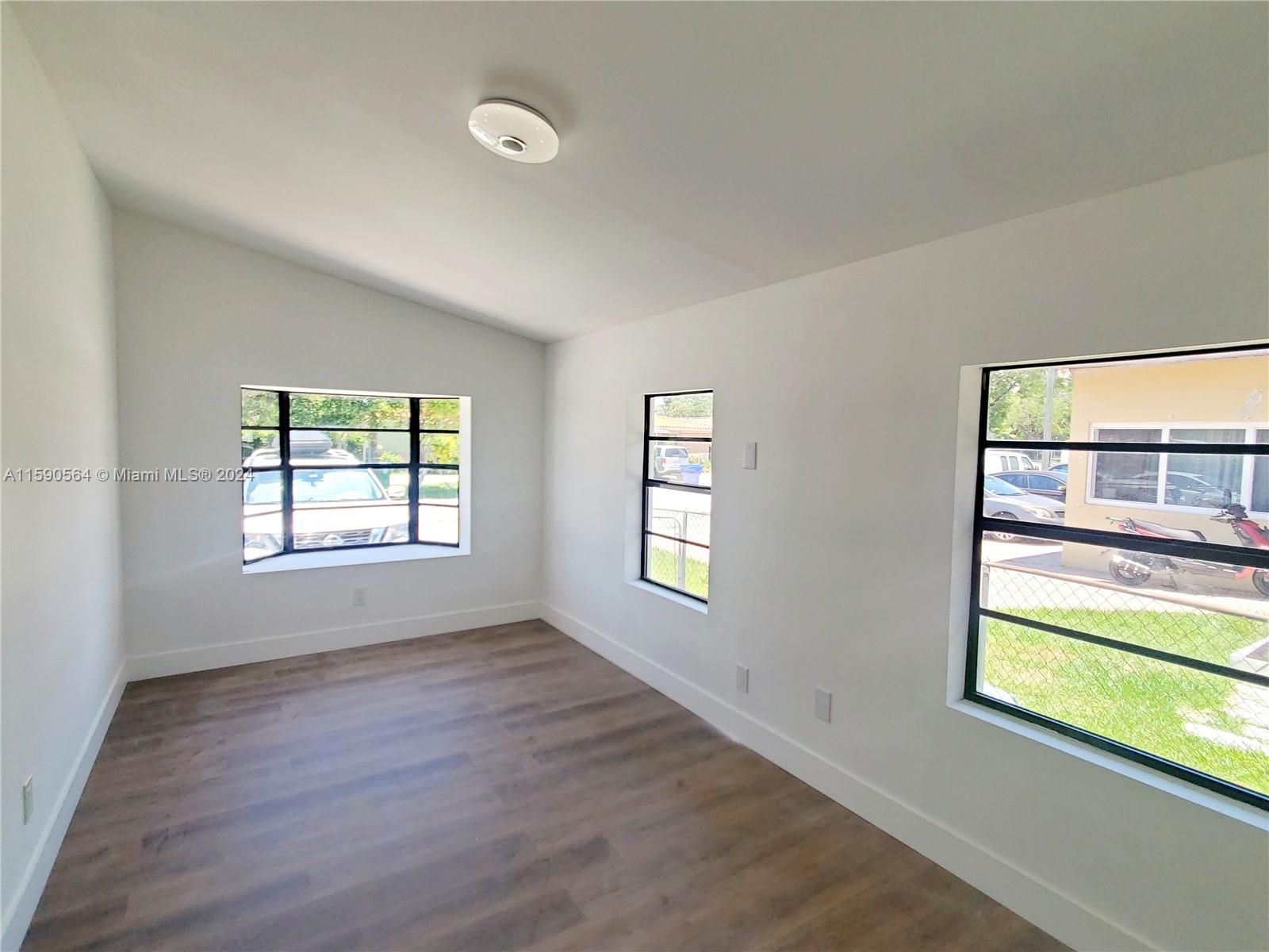 W FLAGLER PK - Residential