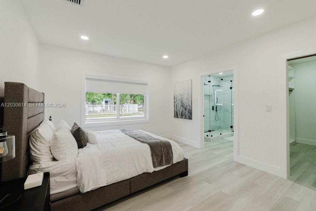 EAST VEDADO - Residential