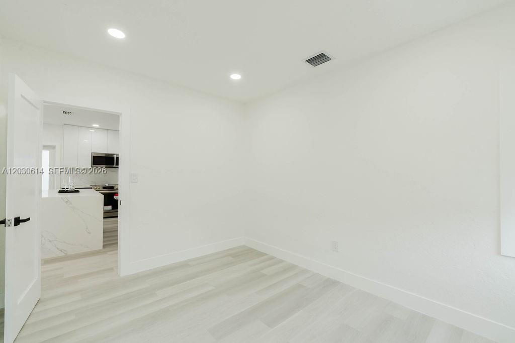 EAST VEDADO - Residential
