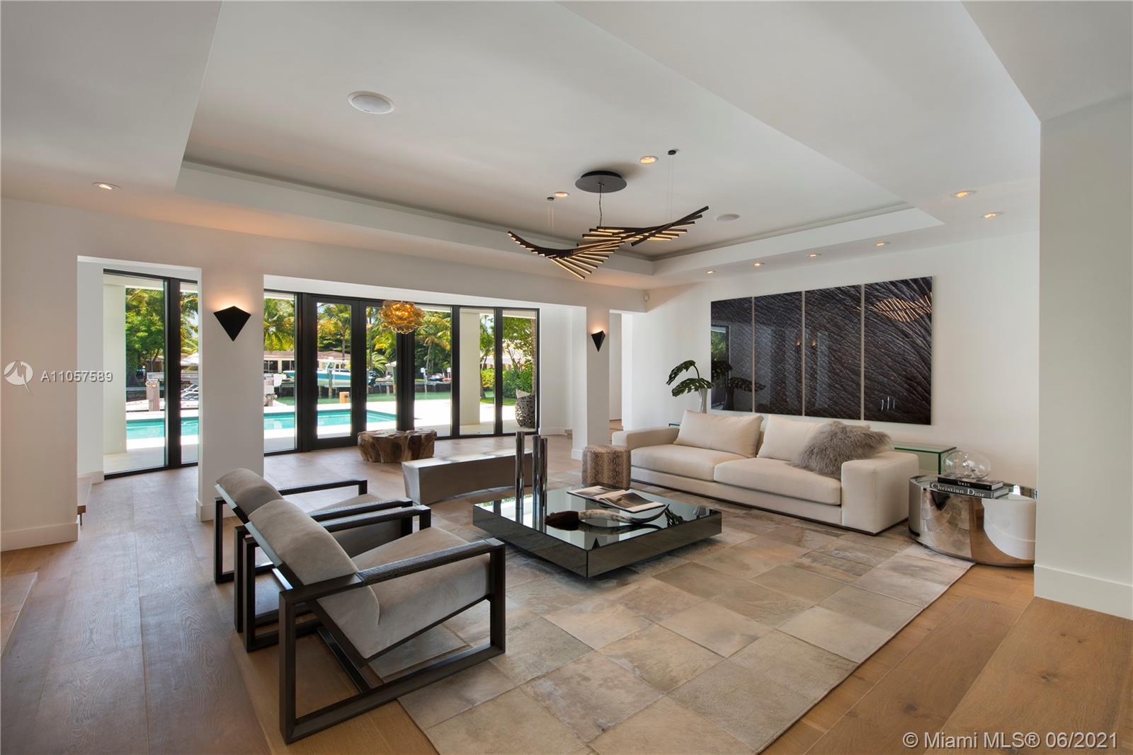 SUNSET ISLANDS-ISLAND NO - Residential
