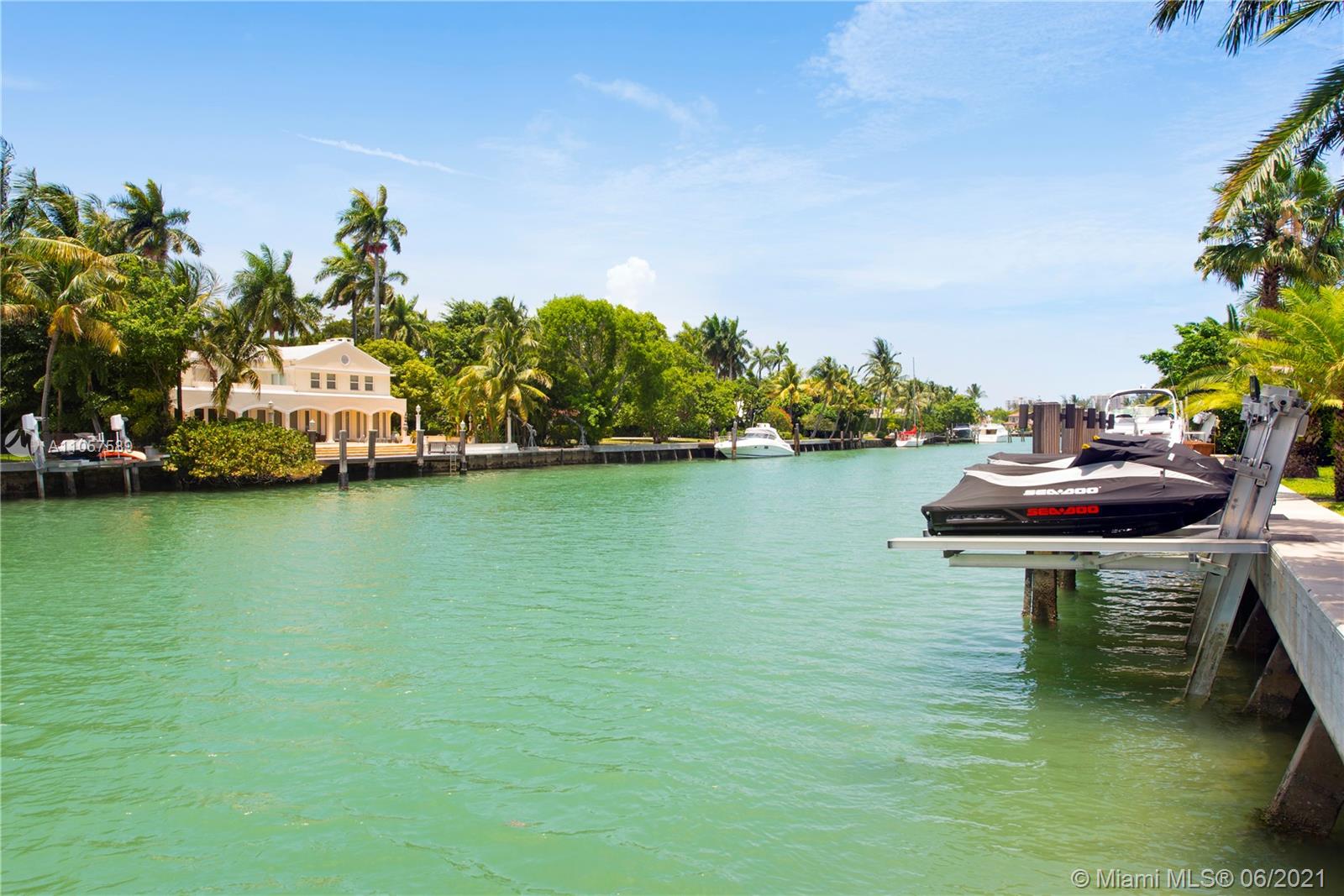 SUNSET ISLANDS-ISLAND NO - Residential