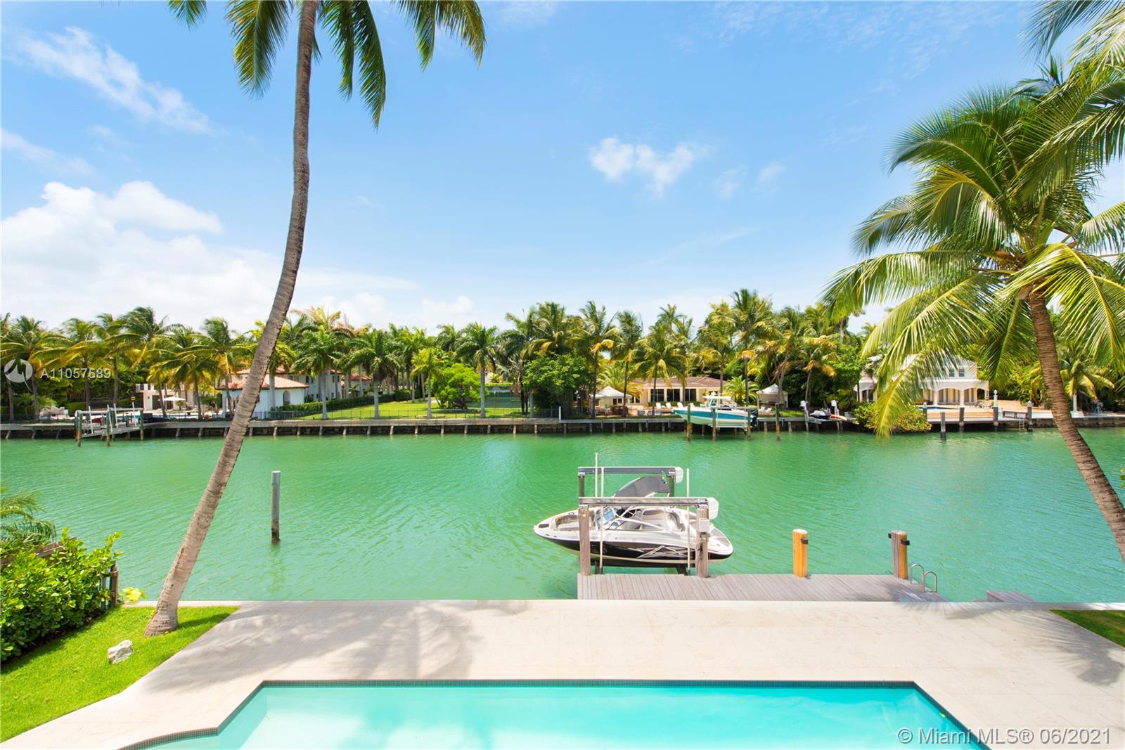 SUNSET ISLANDS-ISLAND NO - Residential