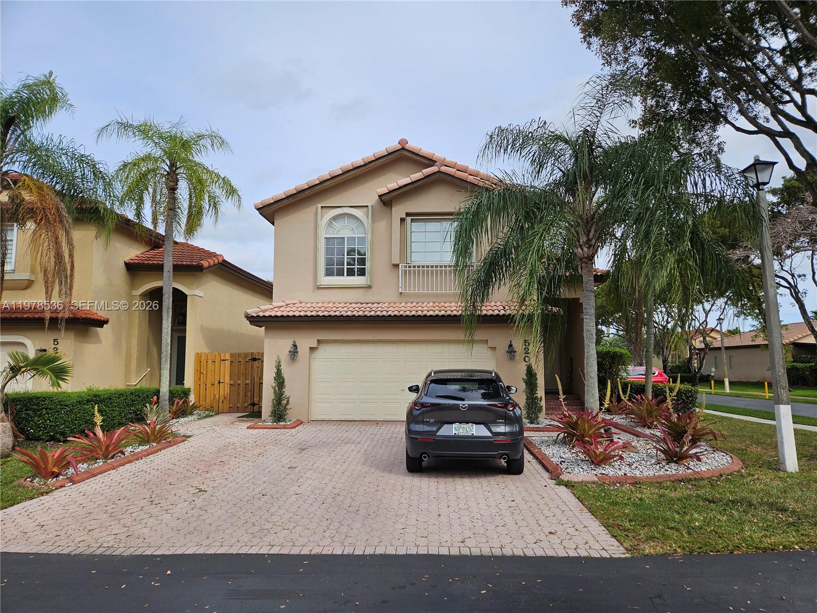 DORAL LANDINGS EAST - Residential Lease