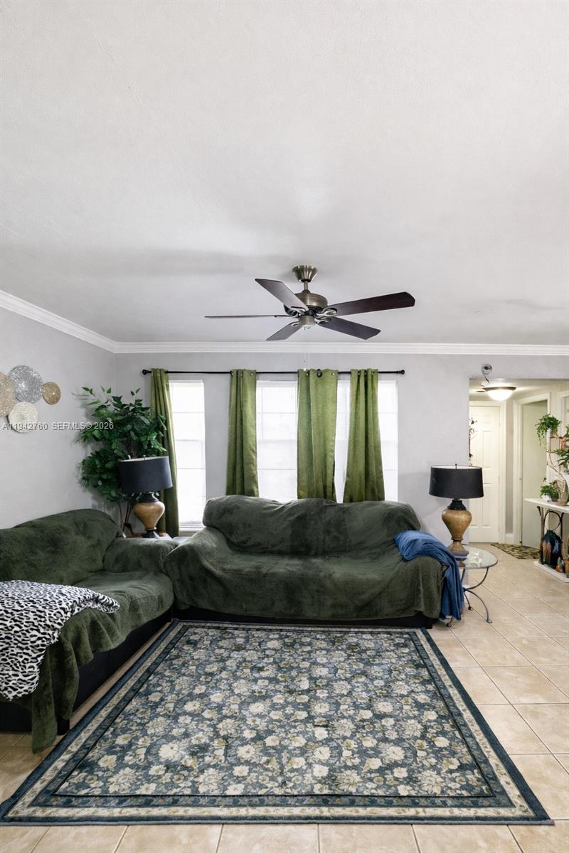 SUNRISE GOLF VILLAGE SEC - Residential