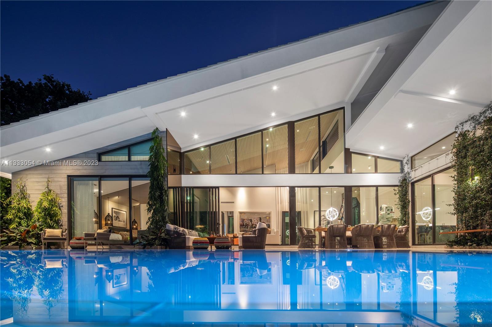 MIAMI SHORES SEC 1 AMD - Residential