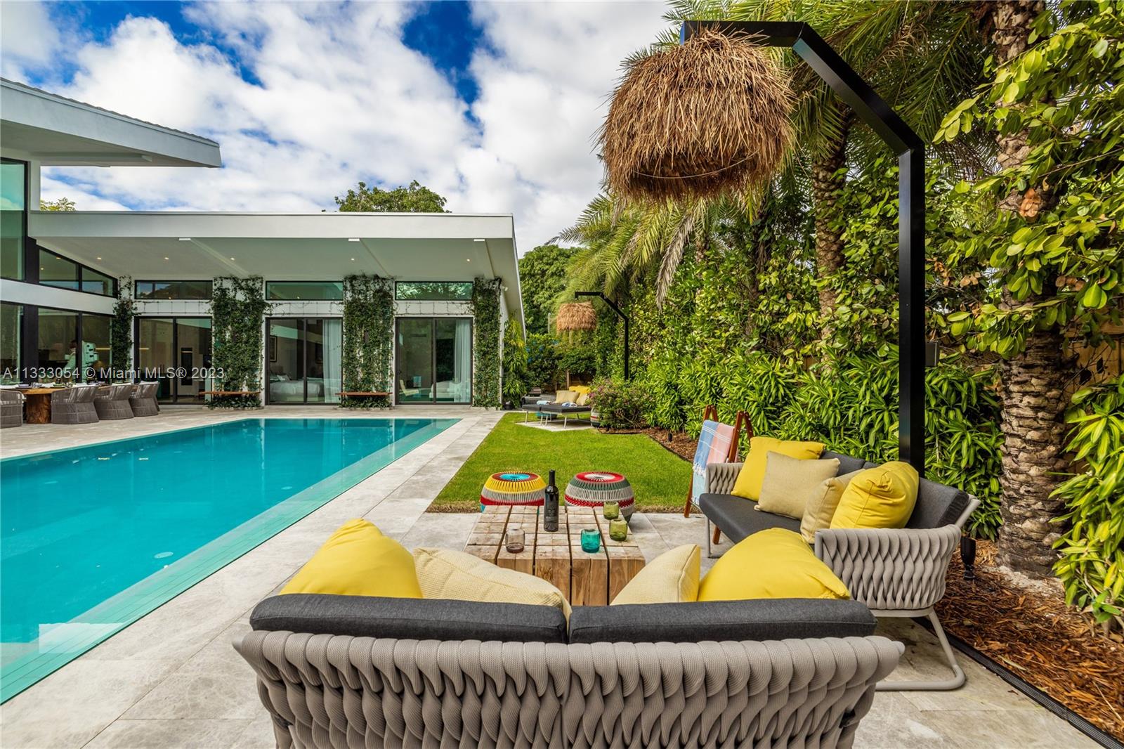 MIAMI SHORES SEC 1 AMD - Residential