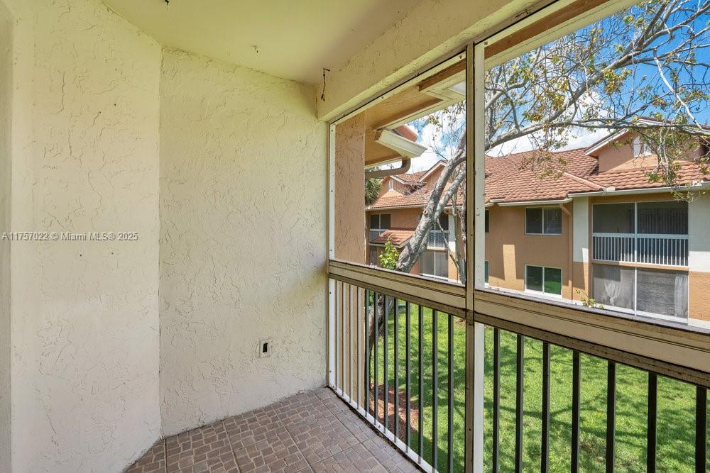 COLONNADES CONDO - Residential Lease