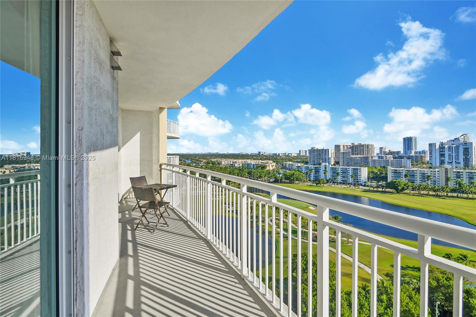 DUO CONDOMINIUM EAST - Residential