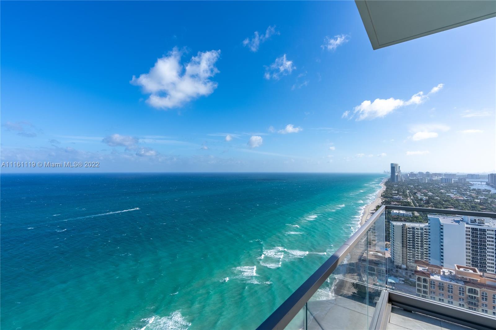 2000 Ocean - Residential