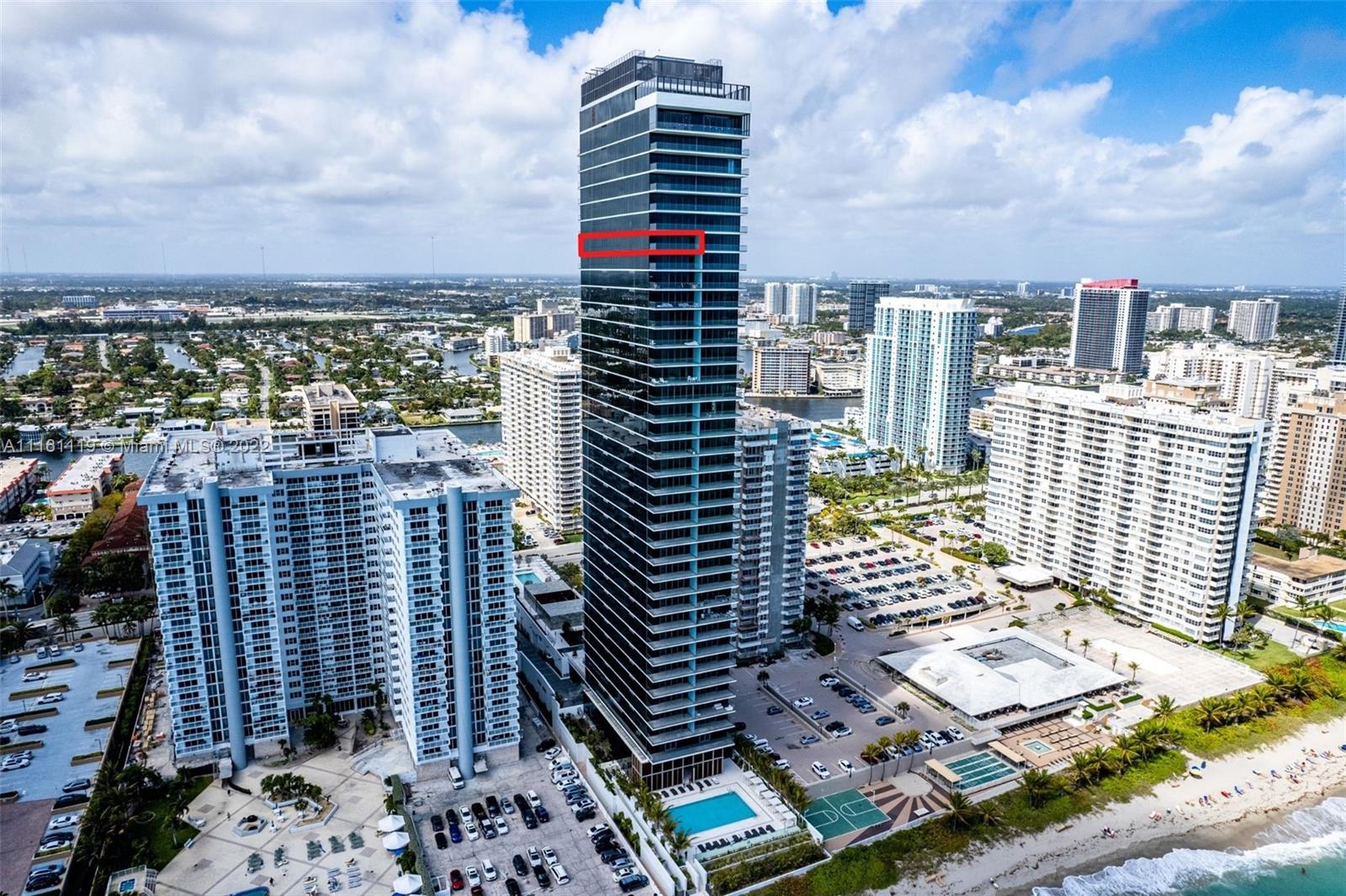 2000 Ocean - Residential