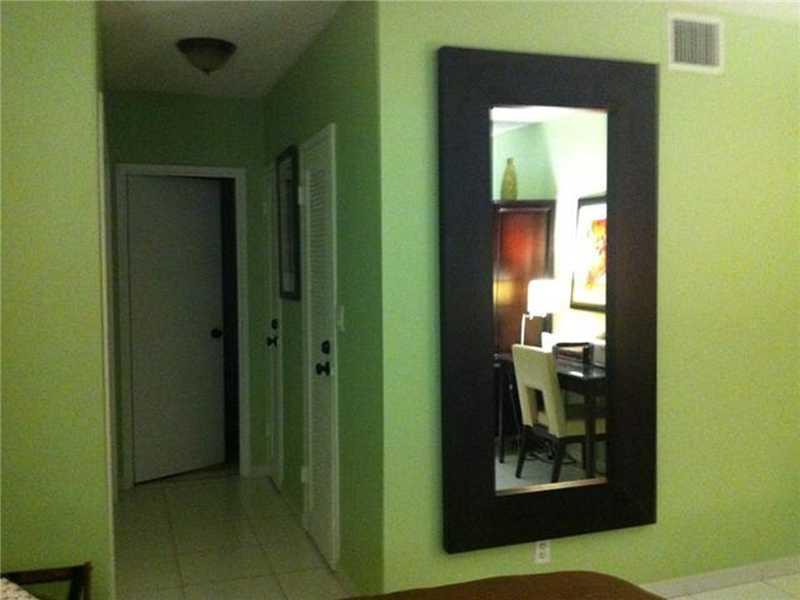 SEA AIR TOWERS CONDO - Residential Lease