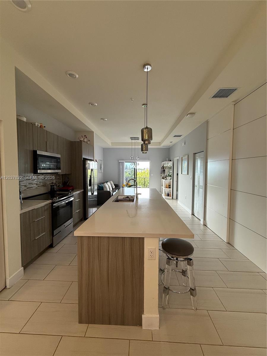 APEX AT PARK CENTRAL COND - Residential