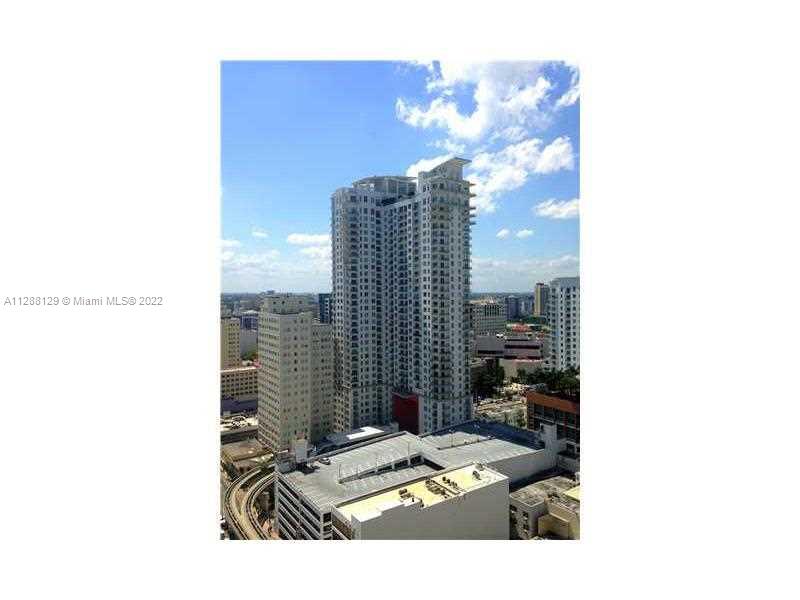THE LOFT DOWNTOWN CONDO - Residential Lease