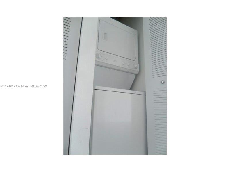THE LOFT DOWNTOWN CONDO - Residential Lease