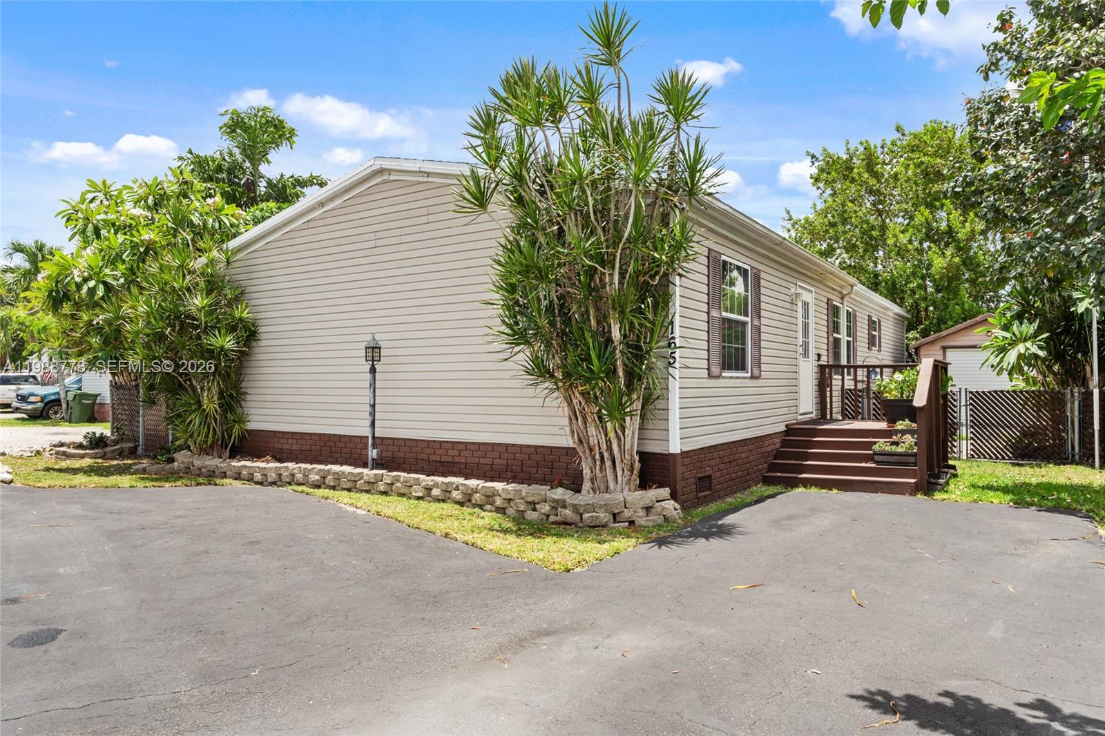 COCOWALK ESTATES - Residential