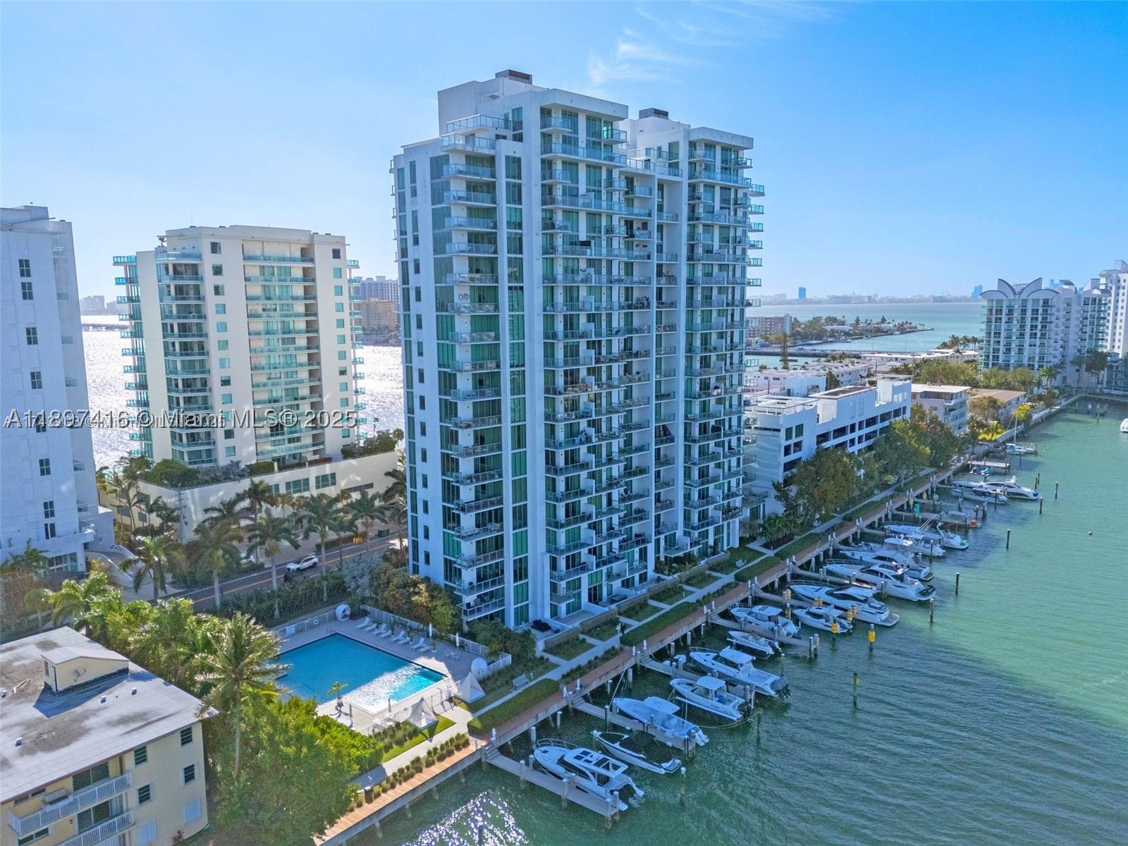 ELOQUENCE ON THE BAY COND - Residential