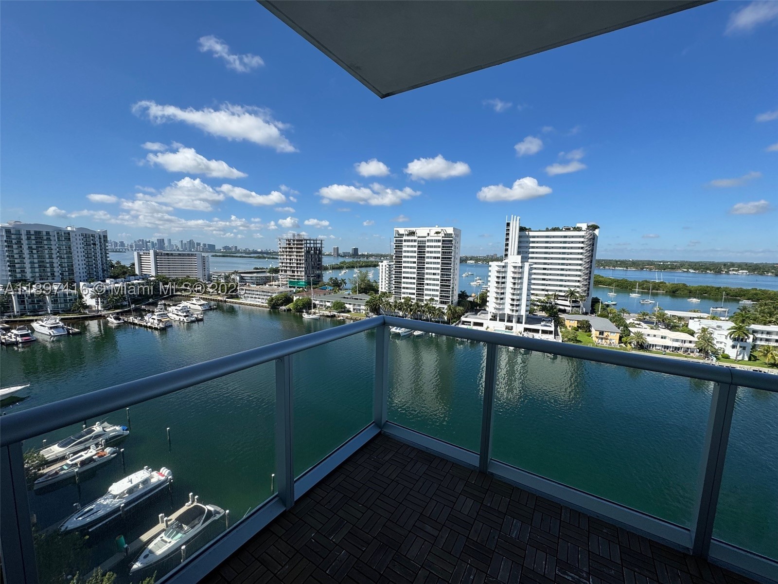 ELOQUENCE ON THE BAY COND - Residential