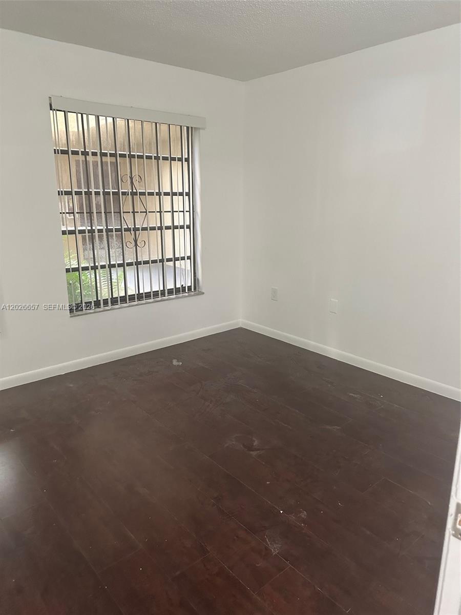 KENLAND POINTE CONDO IV - Residential Lease