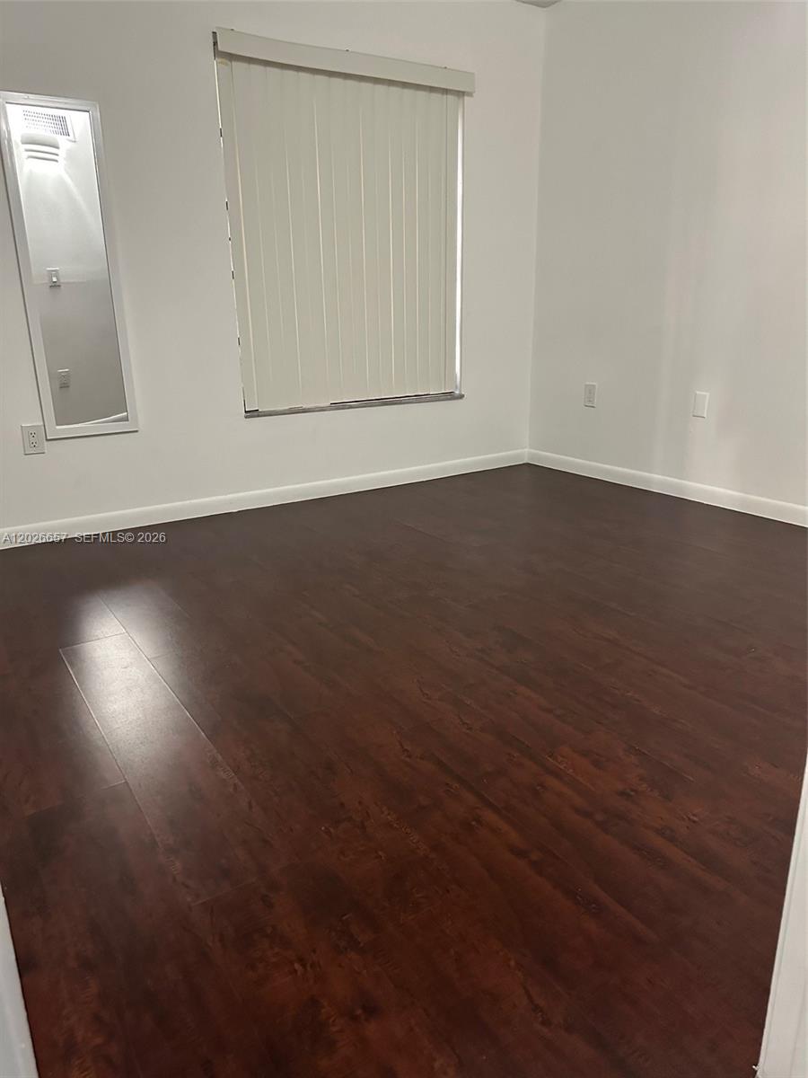 KENLAND POINTE CONDO IV - Residential Lease
