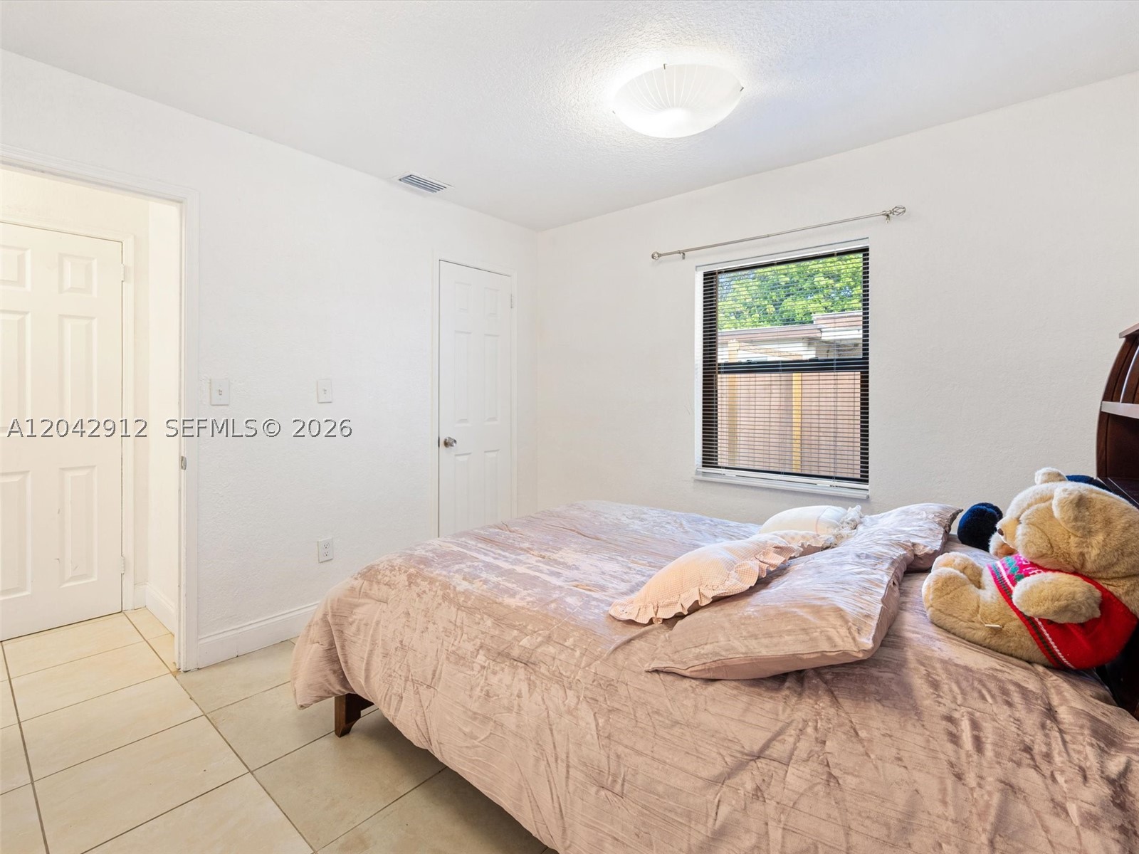 WEST RIVER SEC CROISSANT - Residential
