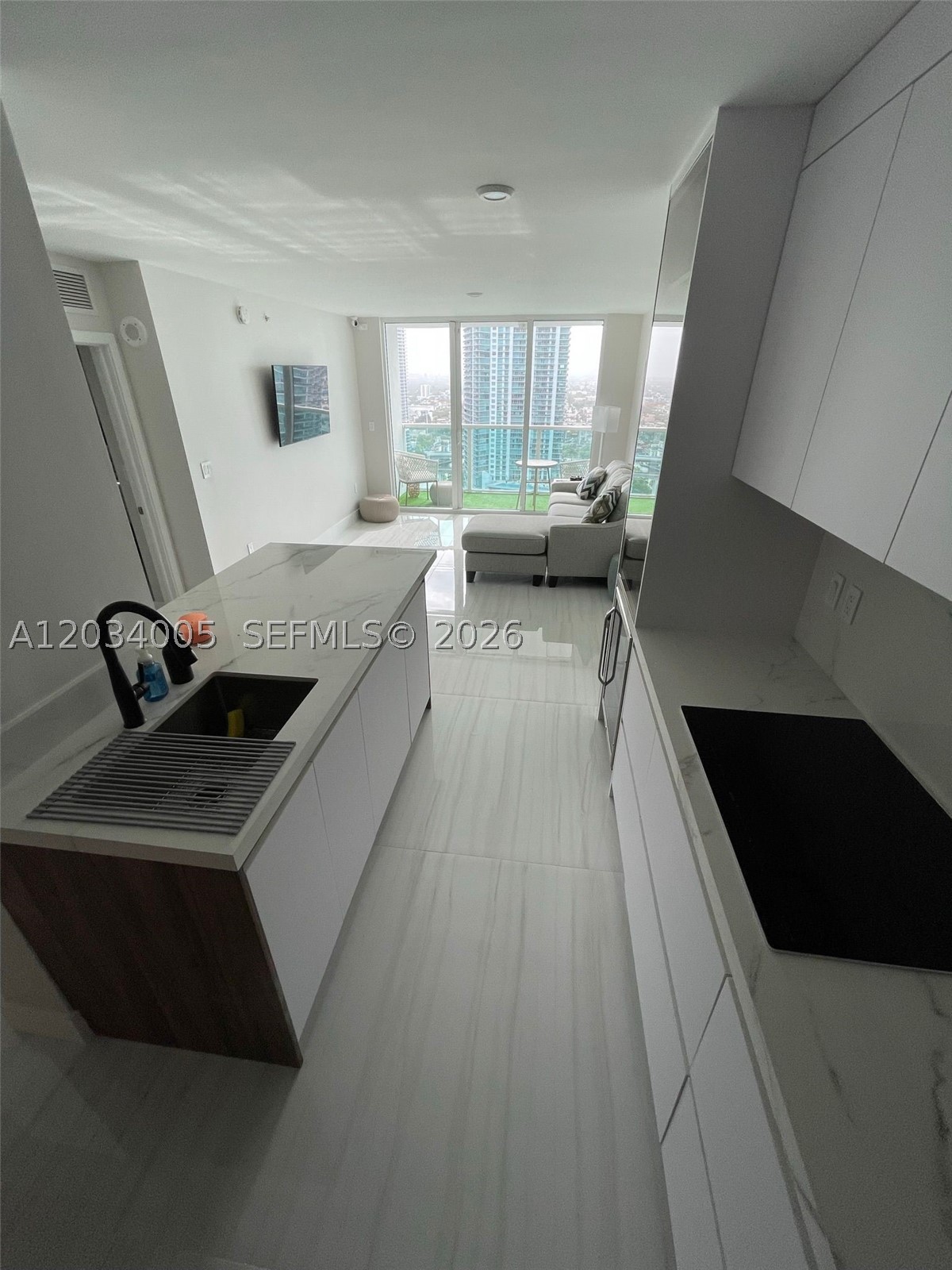 BRICKELL ON THE RIVER N T - Residential Lease