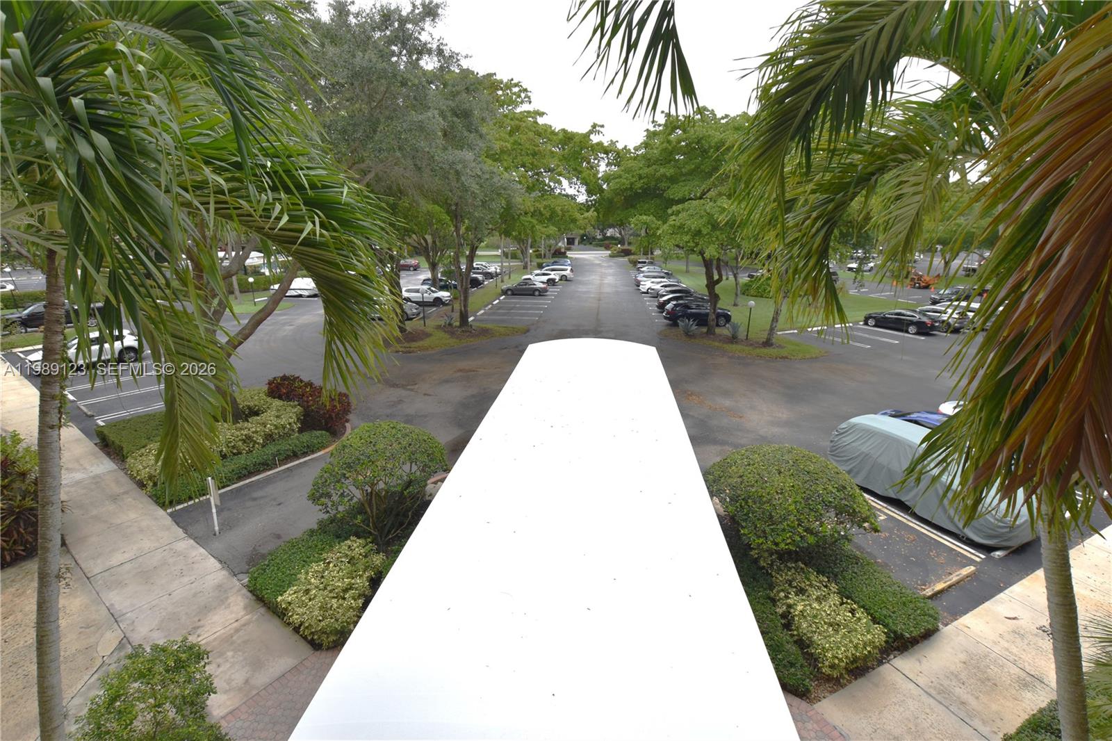 NO 70 PALM-AIRE COUNTRY C - Residential