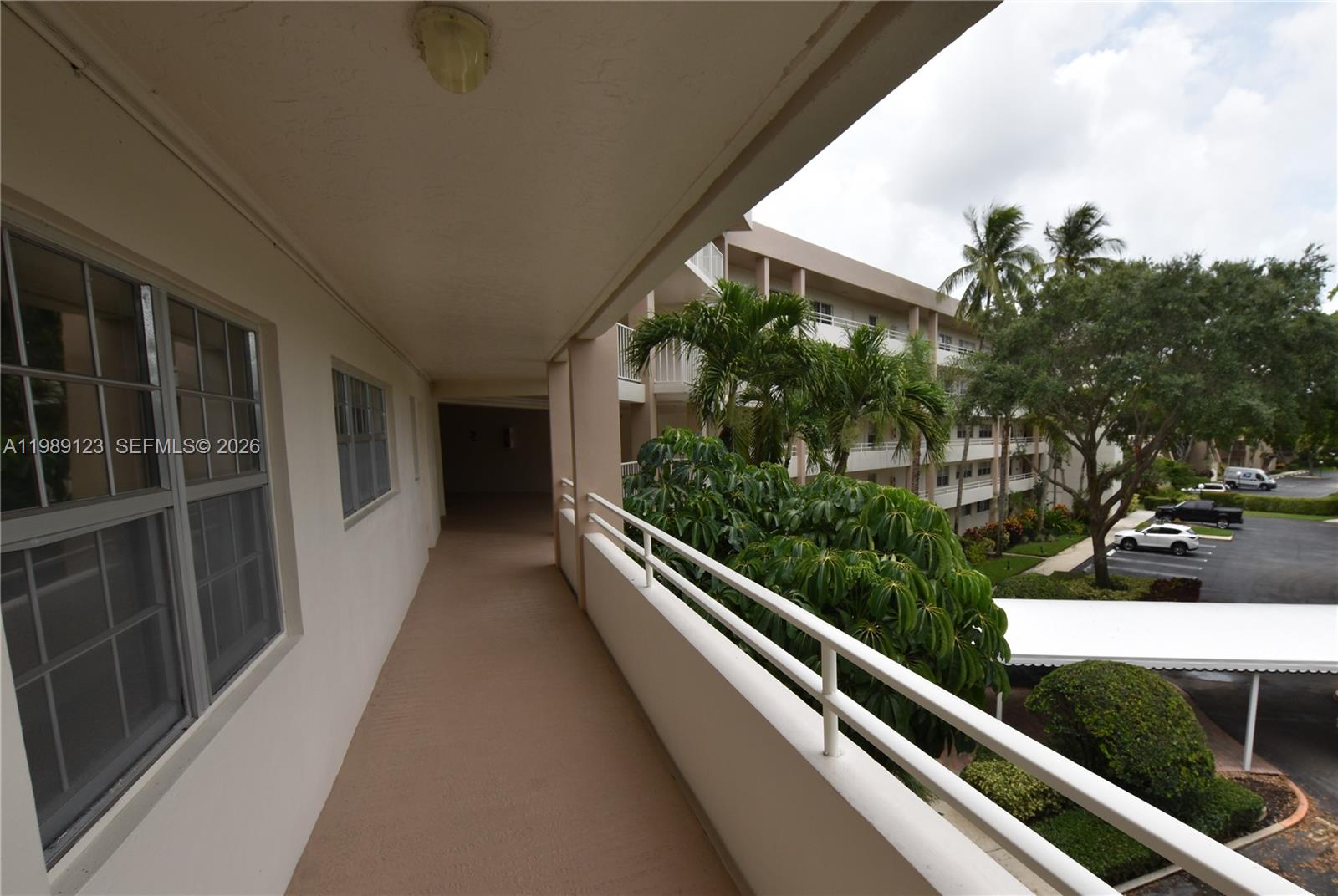 NO 70 PALM-AIRE COUNTRY C - Residential