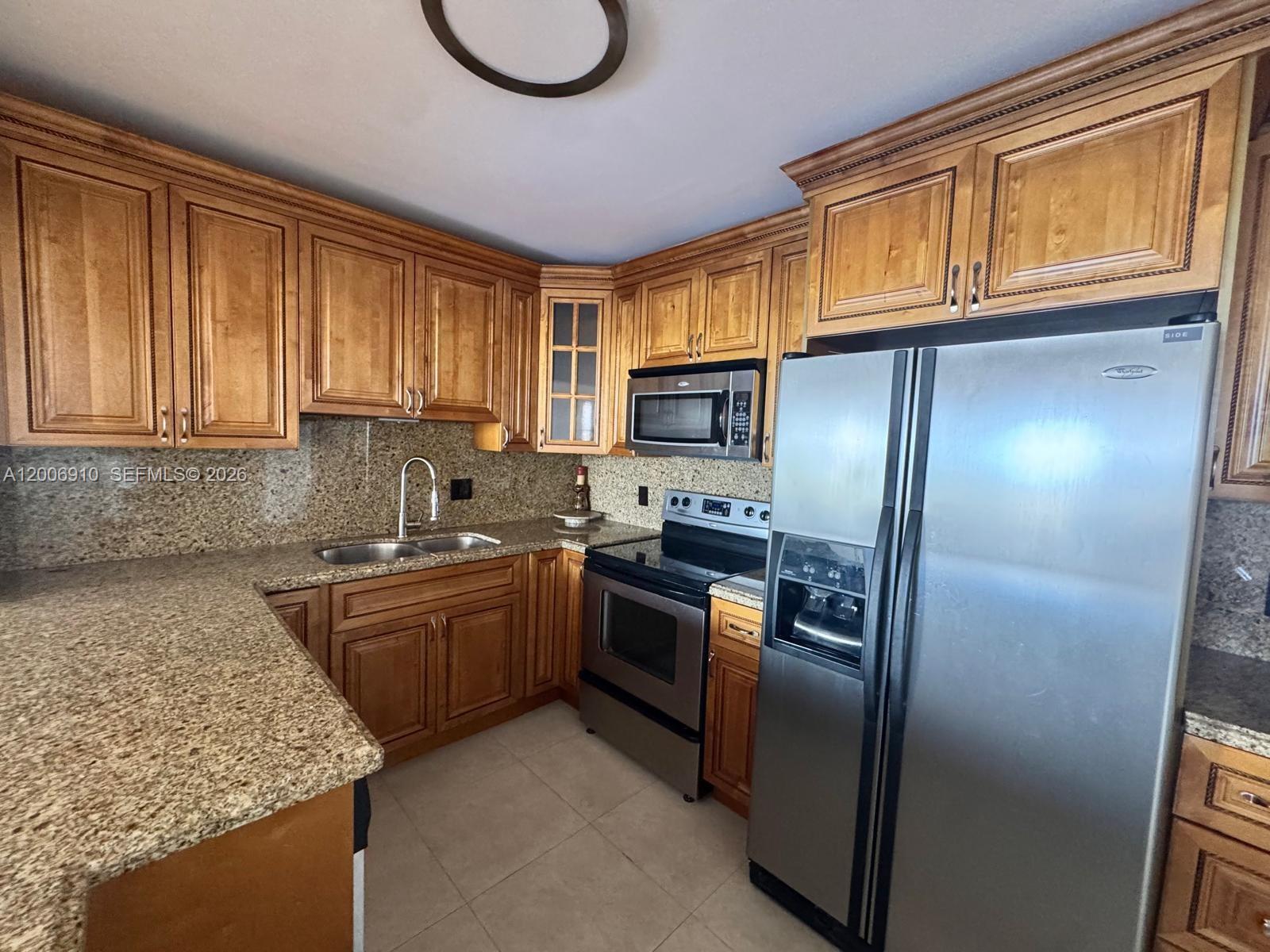 OLYMPUS CONDO PHASE - Residential