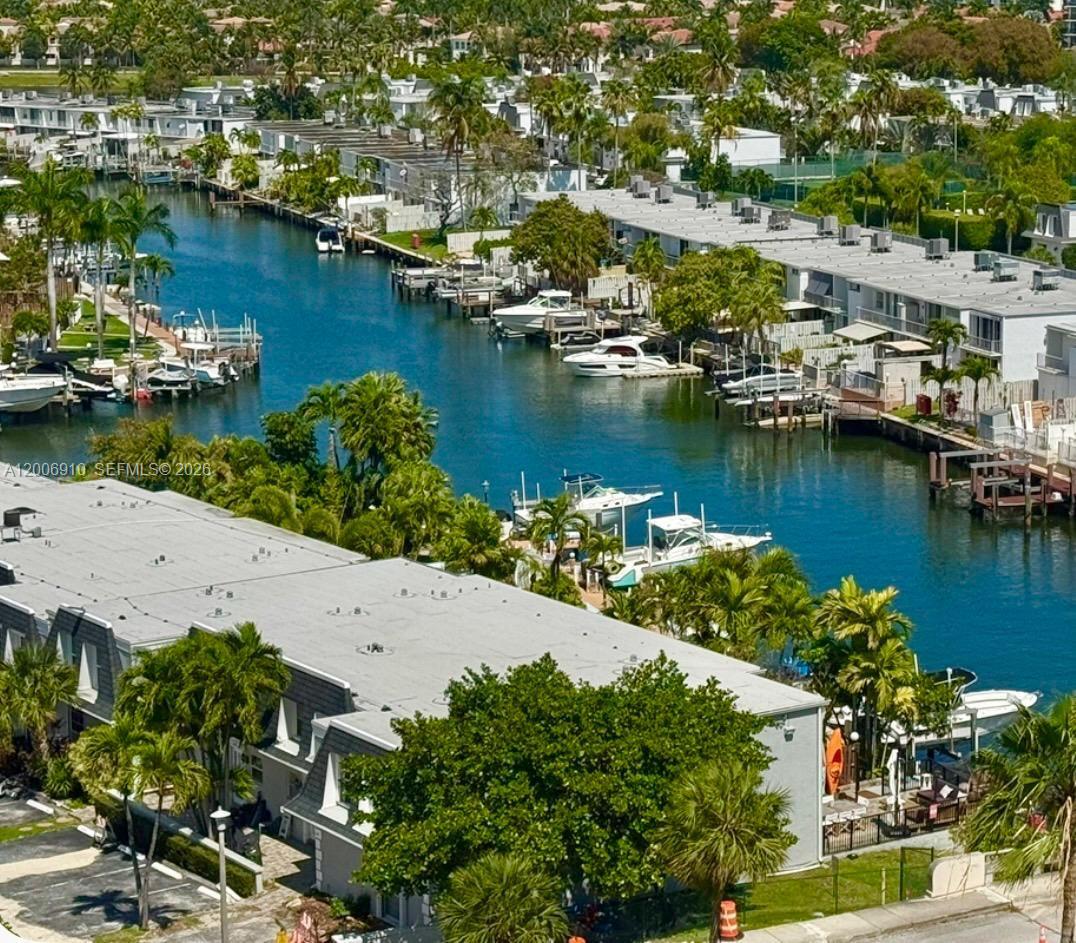 OLYMPUS CONDO PHASE - Residential