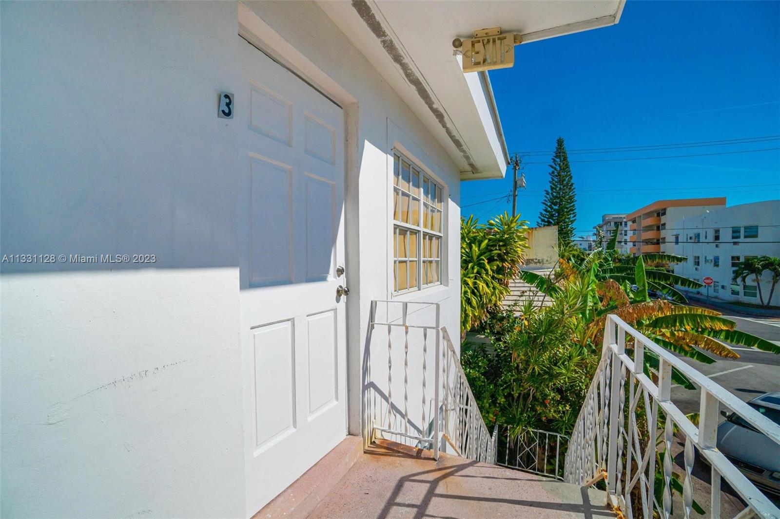 VILLA ELENA CONDO - Residential