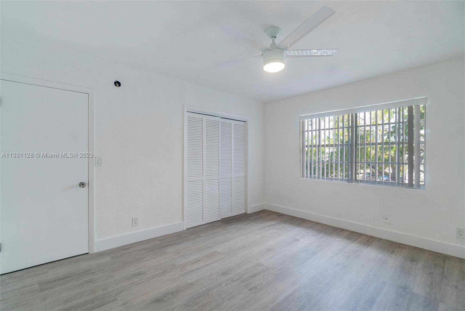 VILLA ELENA CONDO - Residential