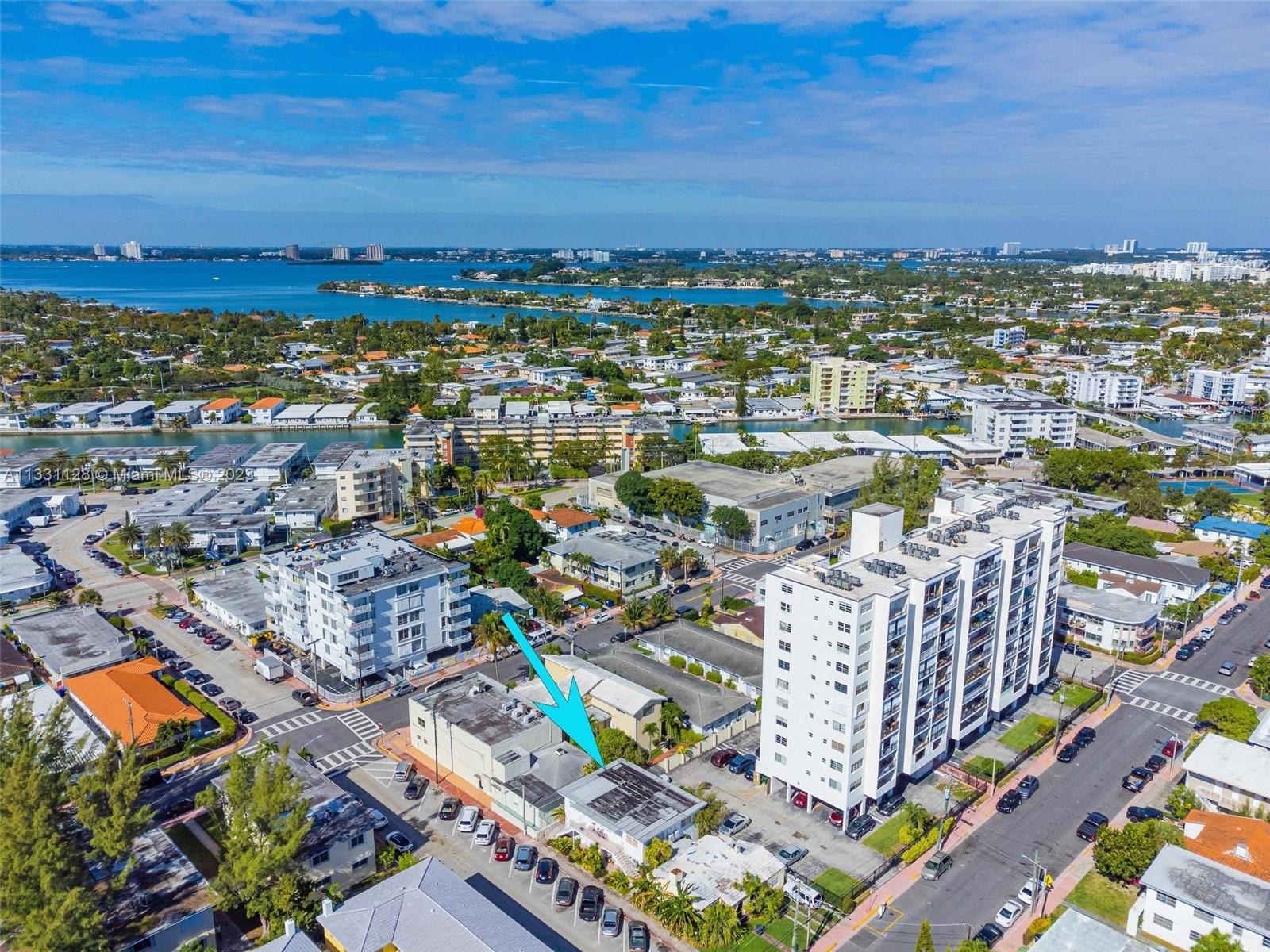 VILLA ELENA CONDO - Residential
