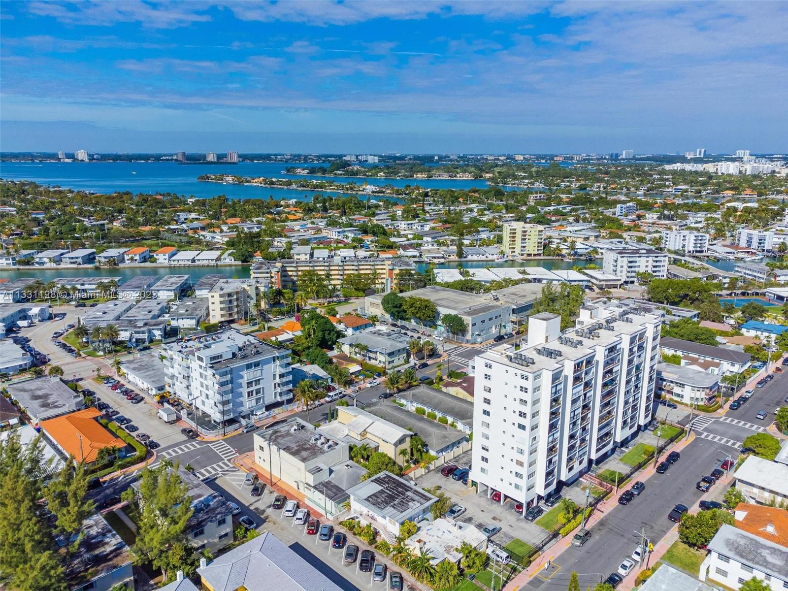 VILLA ELENA CONDO - Residential