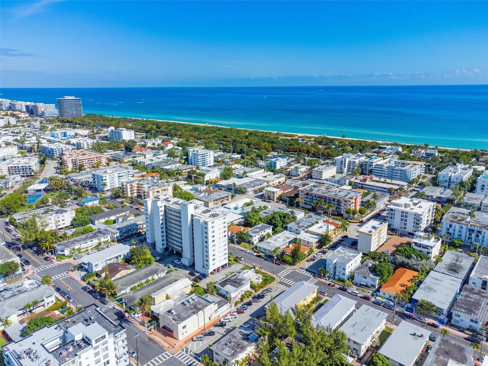 VILLA ELENA CONDO - Residential